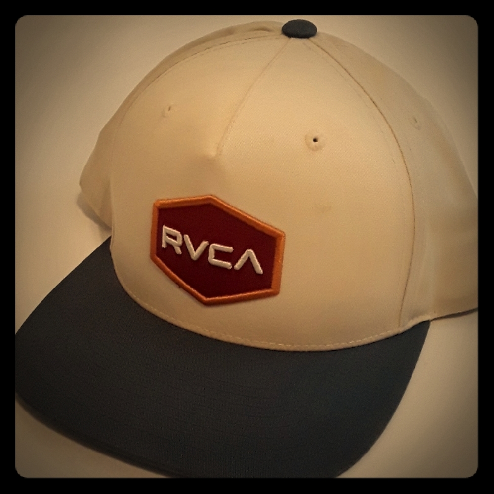 Rvca hat